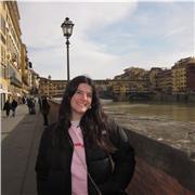 Estudiante de Psicología. Alta experiencia en niños. He sido entrenadora de voleibol 2 años y di 1 año de voluntariado dando clase